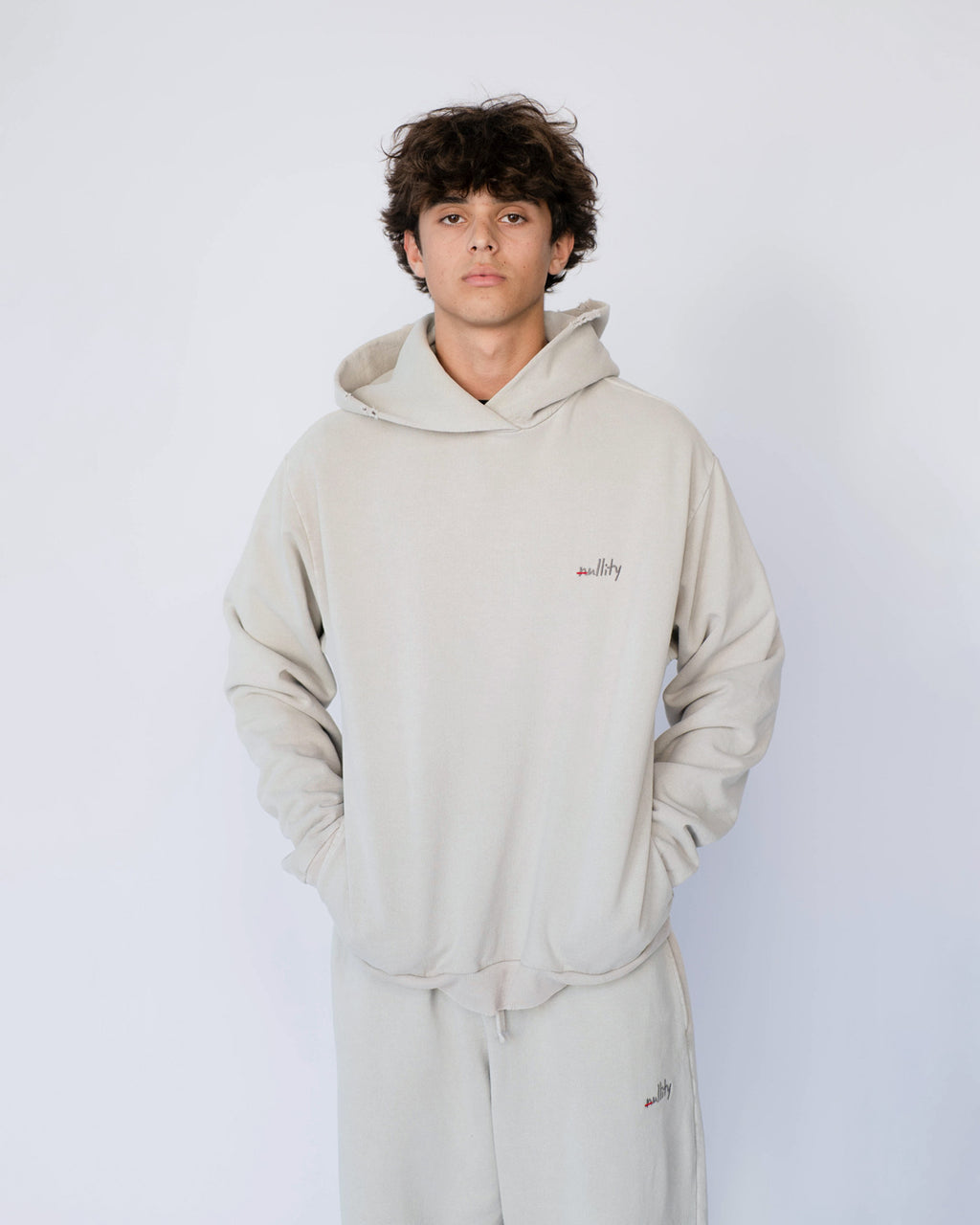FLEECE HOODIE